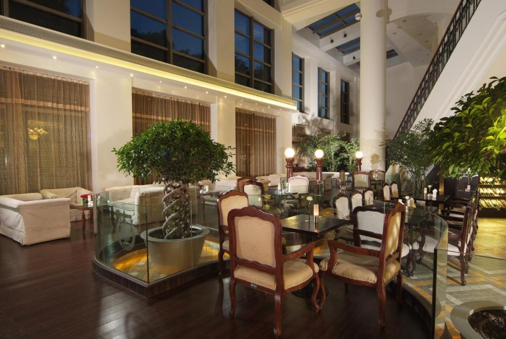 Shanghai Hotel Jin Jiang Exterior foto